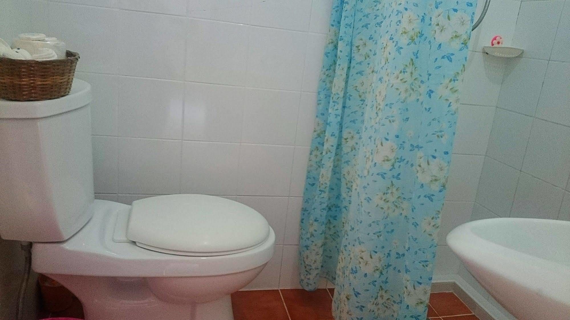Island Jewel Inn Manoc-Manoc Extérieur photo
